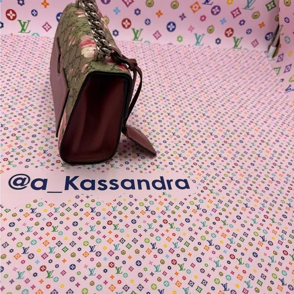 Gucci GG Blooms Padlock Chain Bag 🔒🌸😈 - Picture 7 of 12